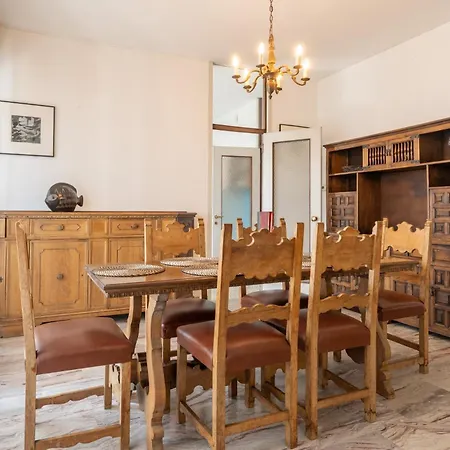 Isabella Apartment Lecco