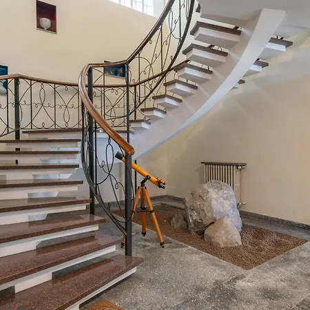 Isabella Apartment Lecco