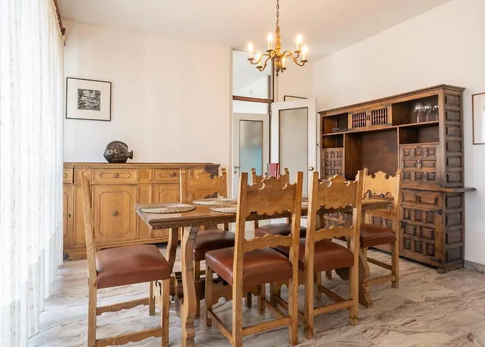 - Isabella 아파트 레코